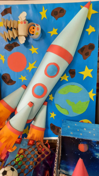 День космонавтики.