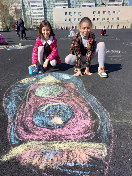 День космонавтики.