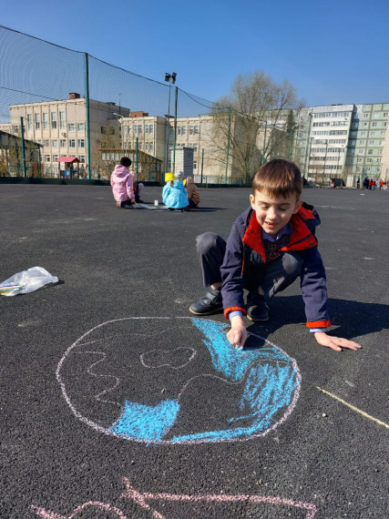 День космонавтики.